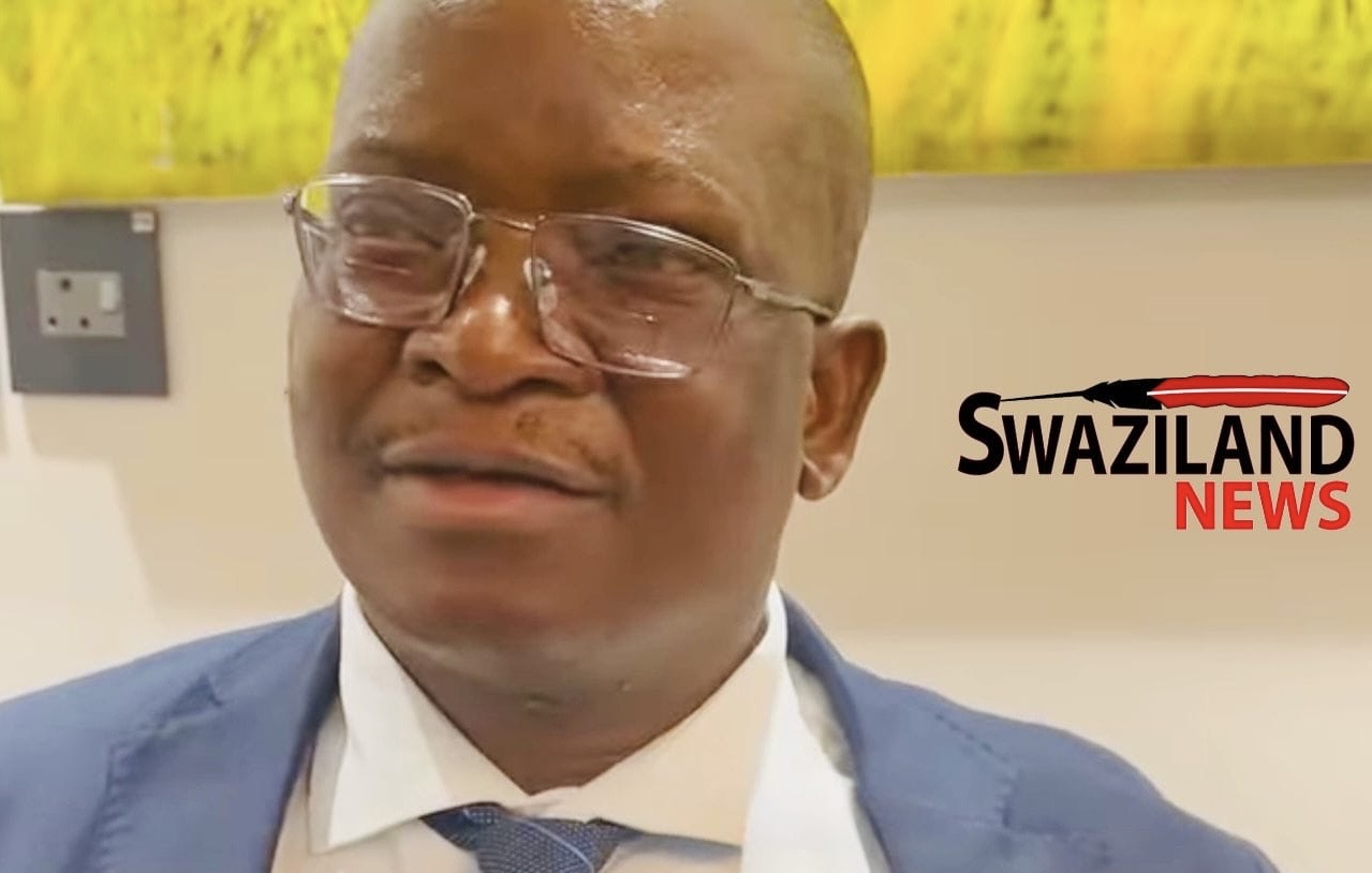 Mashumi Shongwe congratulates re-elected Eswatini Football Association President Peter ‘Samora’ Simelane after losing EFA elections. 