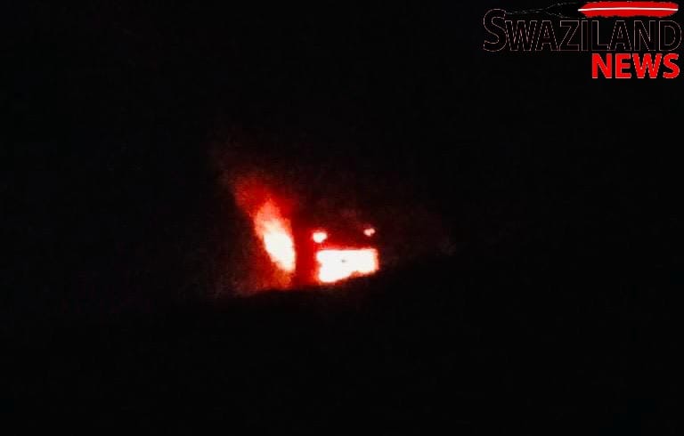 BREAKING NEWS:Home of evicted Ngwenya OSSU police officer who colluded with late Deputy National Commissioner Sam Mthembu in abducting editor Zweli Martin Dlamini’s wife, burned by unknown people again.