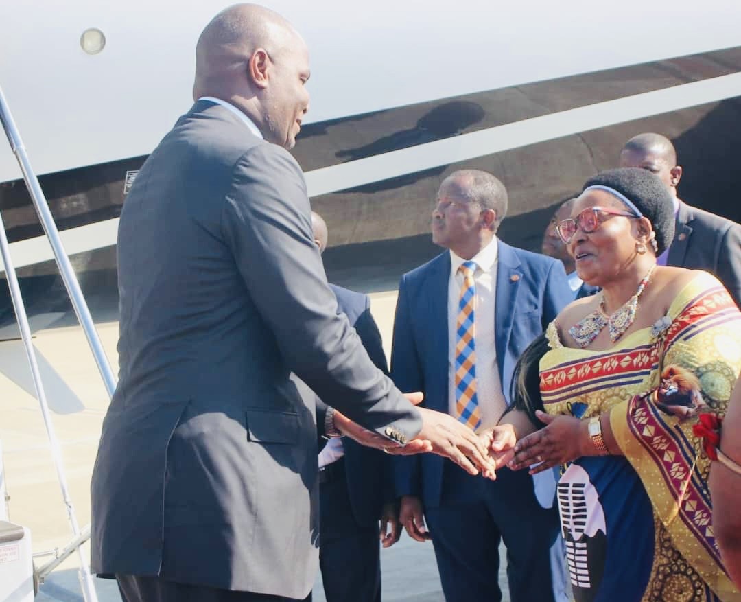Newly inaugurated Mozambique President Daniel Chapo arrives in eSwatini, to meet King Mswati.