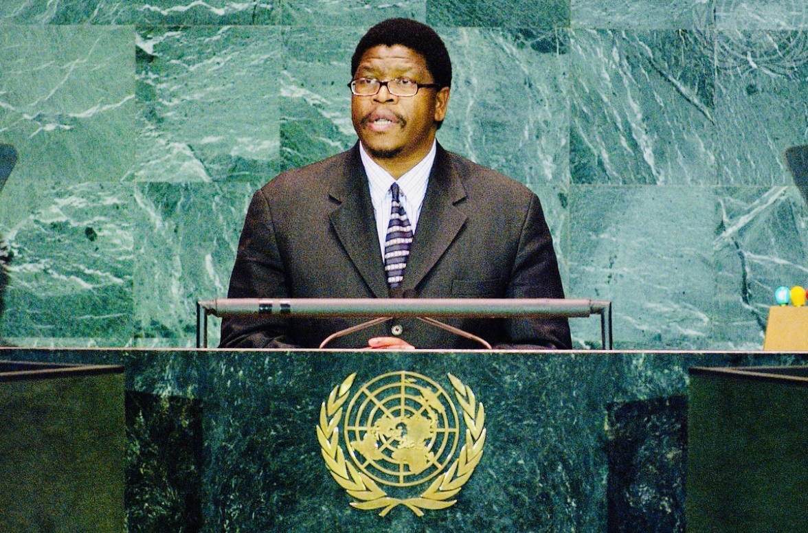 “Supreme Court Judge Phesheya Dlamini must recuse himself”, says Eswatini Med Principal Officer Peter ‘Samora’ Simelane.