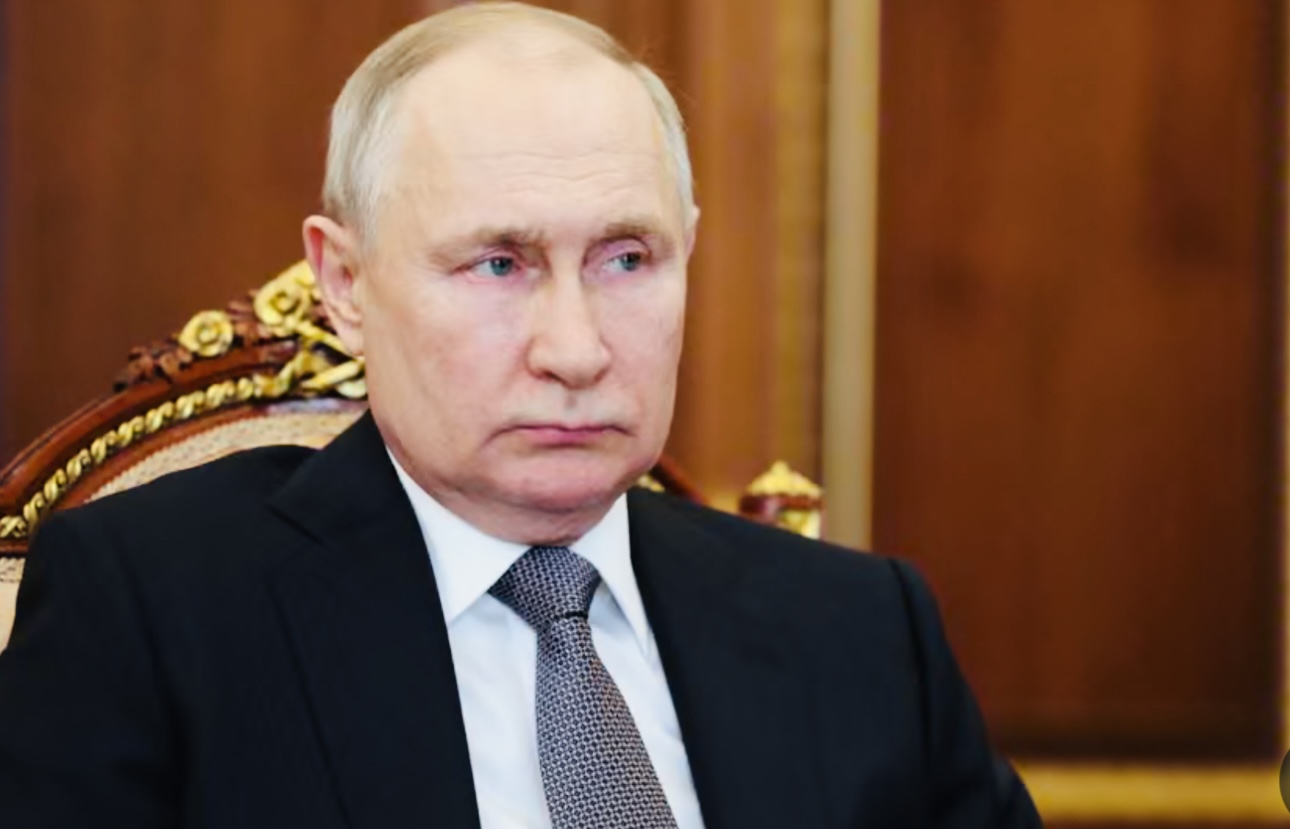 President Vladimir Putin warns European countries against starting a war, says Russia will fight Europe and “no one will survive to negotiate a peace deal”.