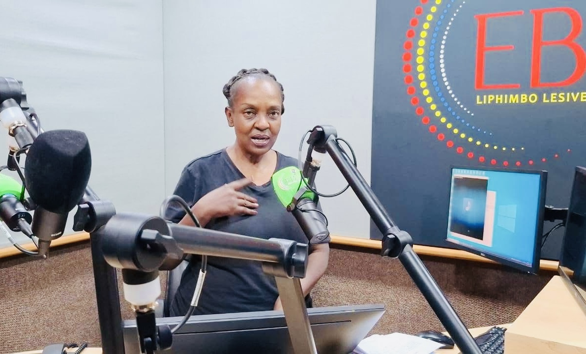 State owned Radio Personality Nonhlanhla ‘Ezimnaderi’ retires from public service on medical grounds after thirty-seven (37) years on the airwaves.