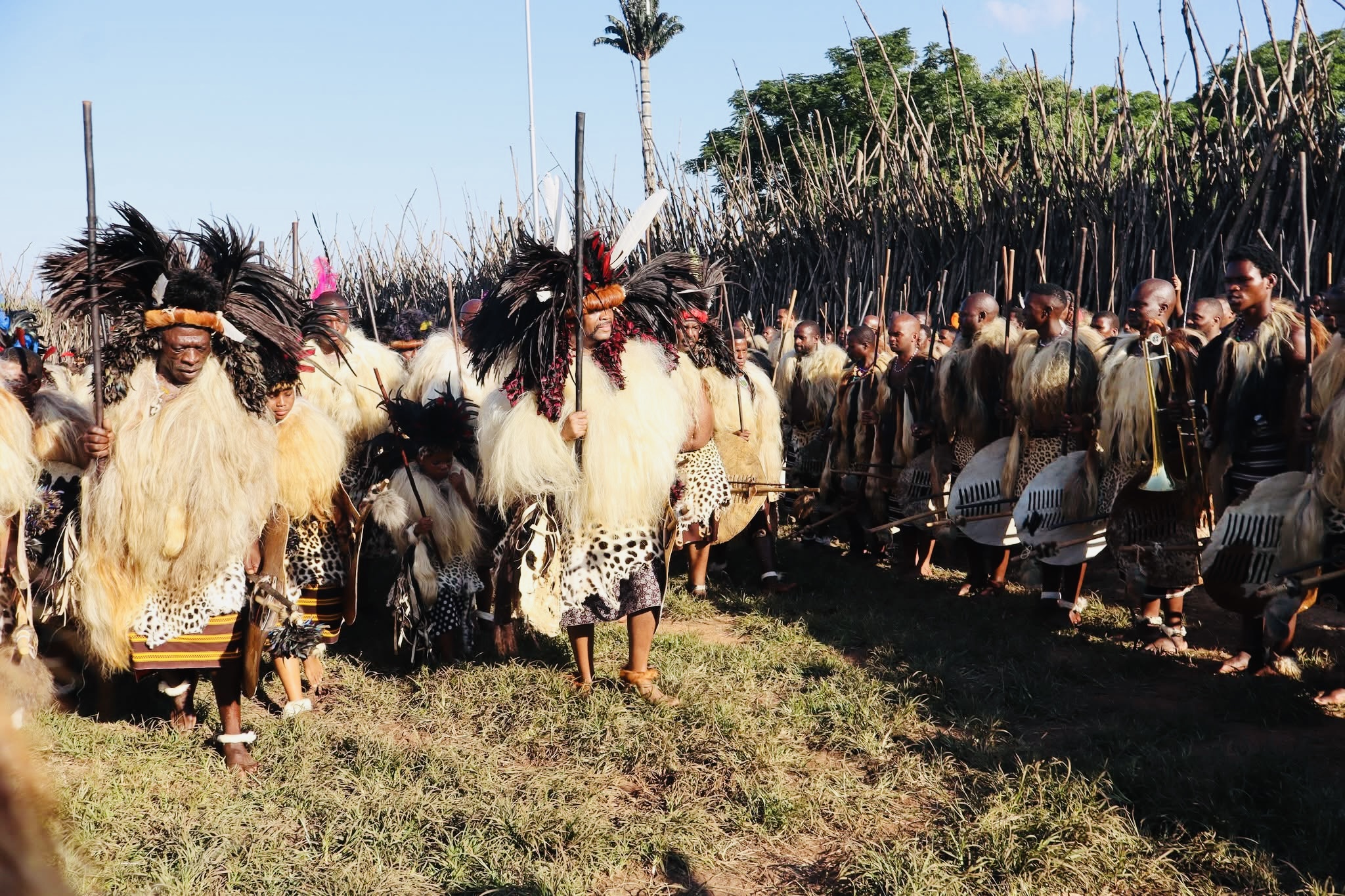 King Mswati joins eMabutfo as thousands attend Incwala ceremony at Ludzidzini Palace.