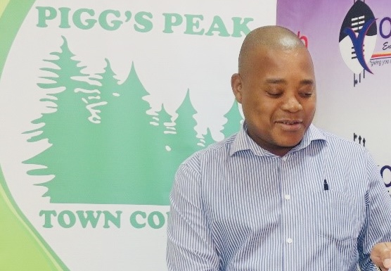 BREAKING NEWS:Pigg’s Peak Chief Executive Officer(CEO) Mzwandile Ndzinisa leaves Municipality, says both parties reached agreement not to renew contract.