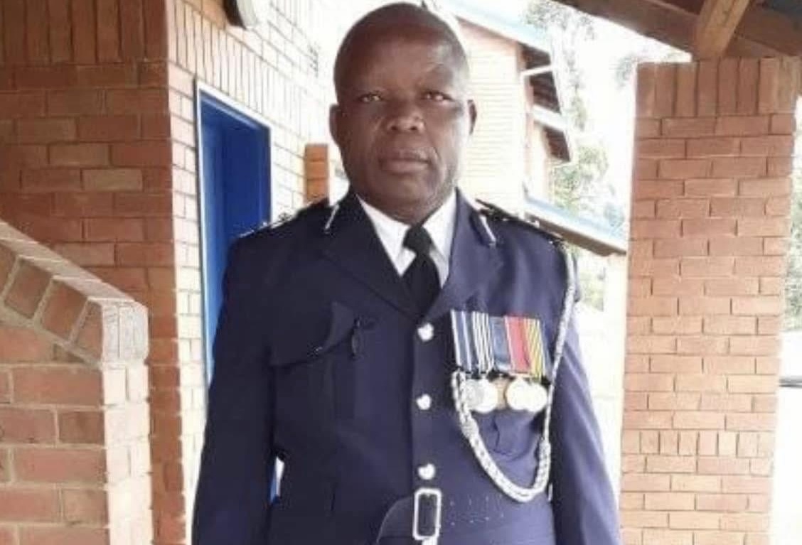 ASSISTANT COMMISSIONER CLEMENT SIHLONGONYANE TELLS NYAKENI INNER COUNCIL (BANDLANCANE): I recommended uMkhwenyana to own a gun and protect his businesses but now, the gun is a threat to my daughter.