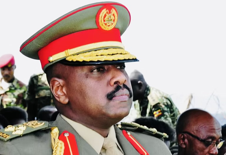 Ugandan President Yoweri Museveni’s son Army Commander General Muhoozi Kainerugaba threatens ‘in hiding’ opposition leader Bobi Wine, orders him to surrender to the police or be killed.