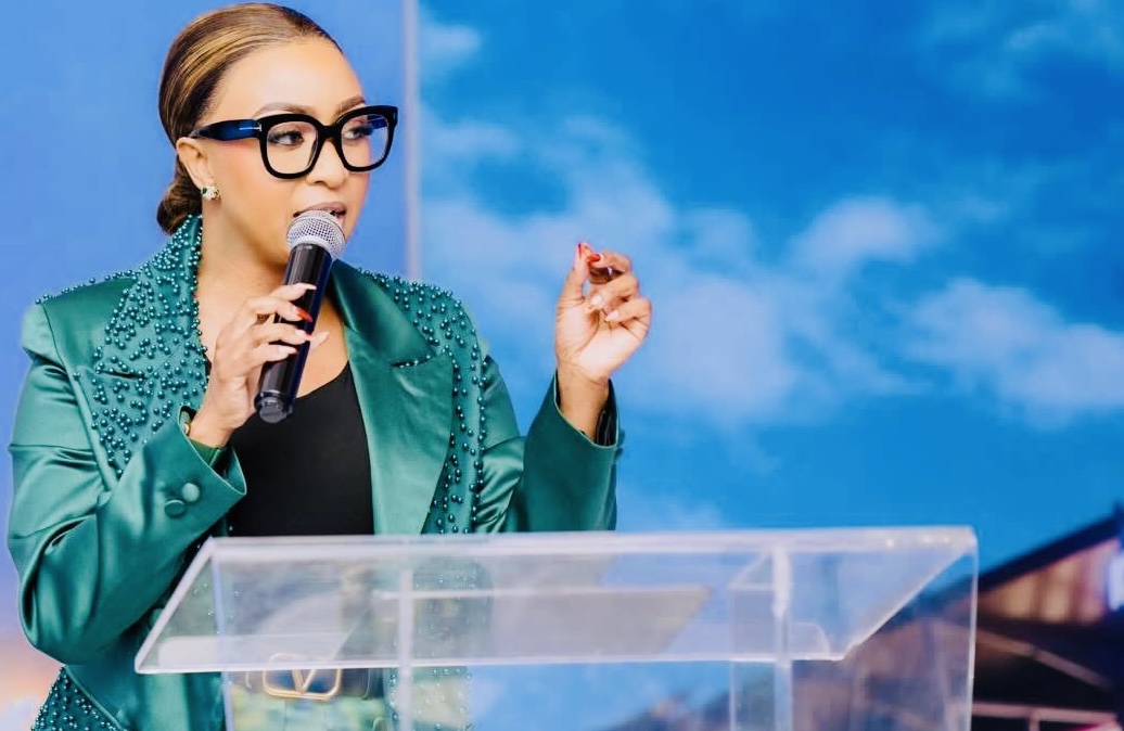 Mbabane Mayor Thulani Mkhonto says CEO Gciniwe Fakudze doing her job by closing illegal bars and bottle stores, Councillors to meet and discuss solutions amid public outcry.