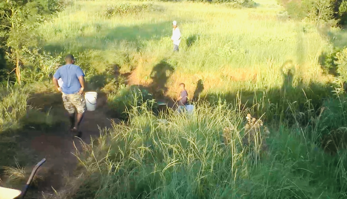 Gege-Nhlalakahle community struggling with no access to clean water, residents including children struggling to pay R60.00 electricity units for water supply.