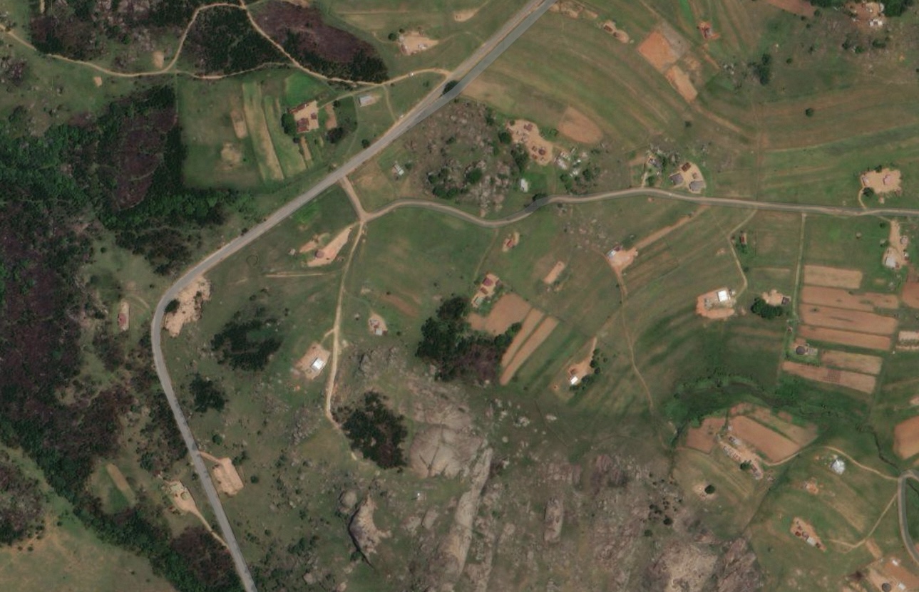 Children get their mother teacher LaMotsa’s over R250,0000.00 home back after Pastor ran away at night as editor evicts all individuals illegally occupying his grandfather Prince Mgungu’s land.