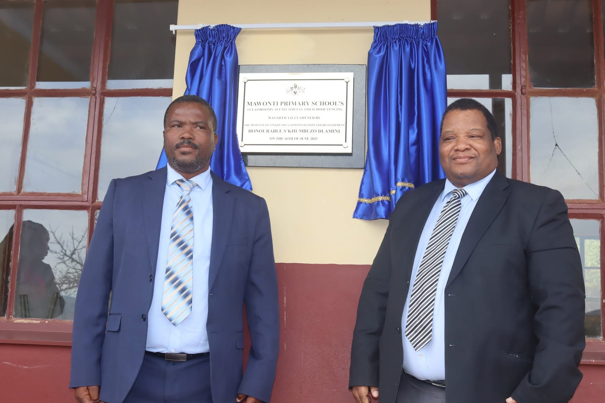 Tinkhundla Minister Sikhumbuzo Dlamini hands over projects worth over R2million at Ngudzeni, expresses Government’s commitment to addressing the needs of emaSwati.