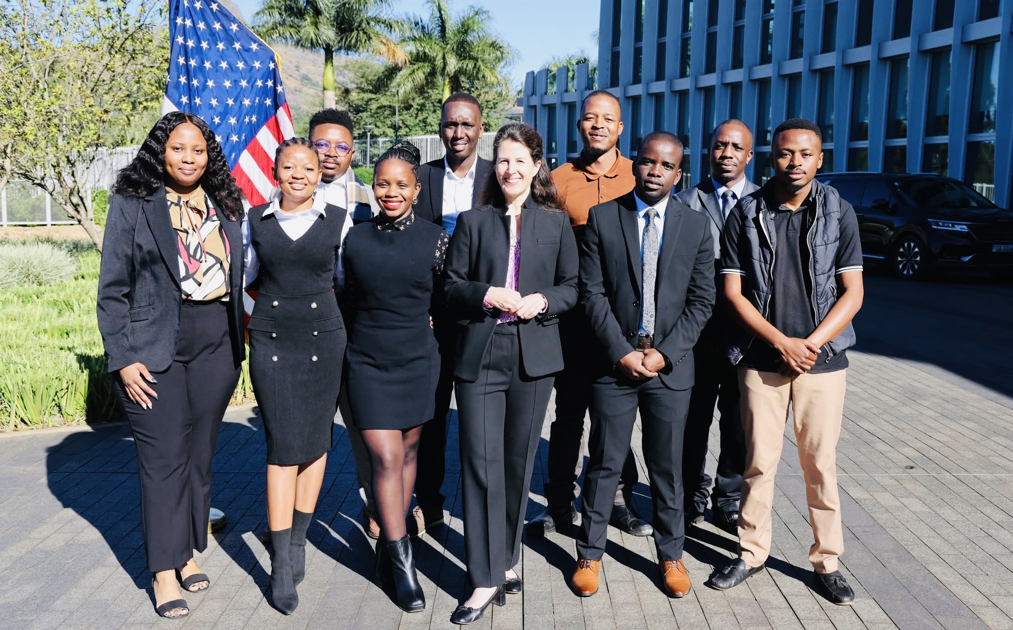 Ex-Swazi Observer Business editor Mancoba Makhubu travels to the United States(US) for leadership training under Mandela Washington Fellow program.