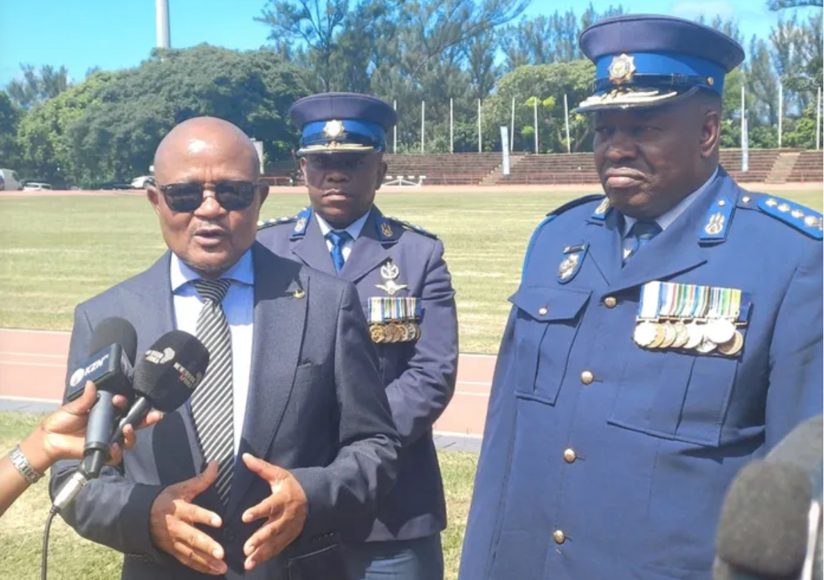 Seasoned Investigator Mike Bolhuis applauds KZN Police Commissioner Nhlanhla Mkhwanazi for exposing alleged powerful criminal syndicate involving Police Minister Senzo Mchunu.