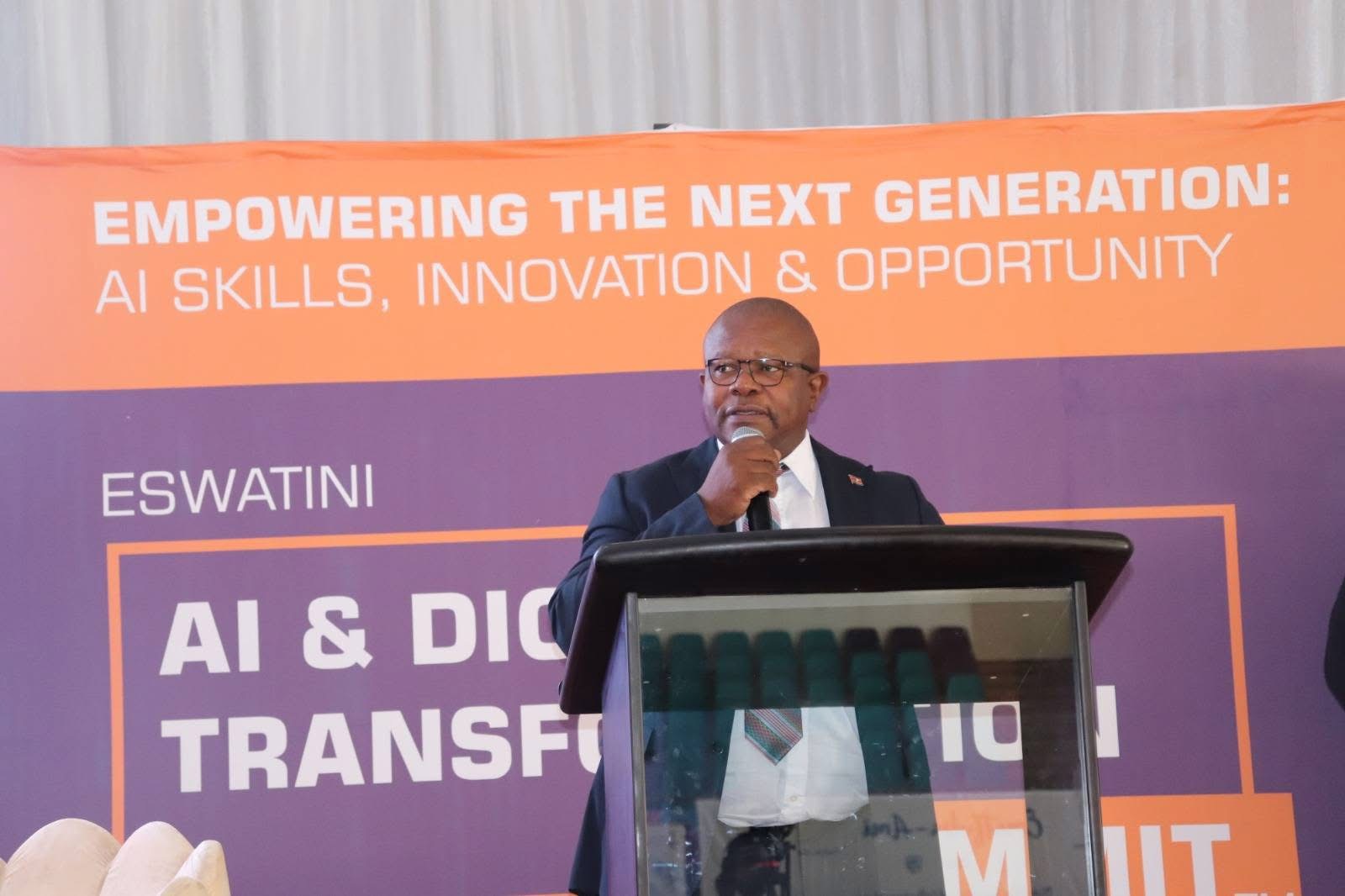 Commerce Minister Mancoba Khumalo graced Stratcom Media-Technology Park Digital Transformation Summit, encourages young innovators to embrace technology and develop the country.