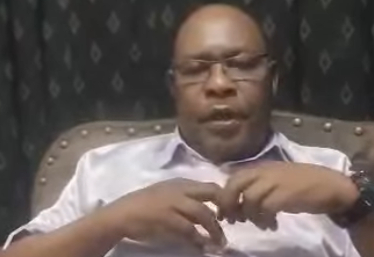 Ex-eSwatini Government Spokesperson Alpheous Nxumalo mourns death of Assemblies of God Pastor SD Gumbi, says he learned a lot him while serving as the church youth leader.