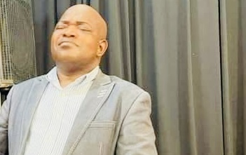 BREAKING NEWS:Arts and Culture CEO Stanley Dlamini dissolves ‘ACASWA’ chaired by President Mzwakhe Myeni, says he cannot recognize an organization led by someone with a history of stealing artists’ monies.