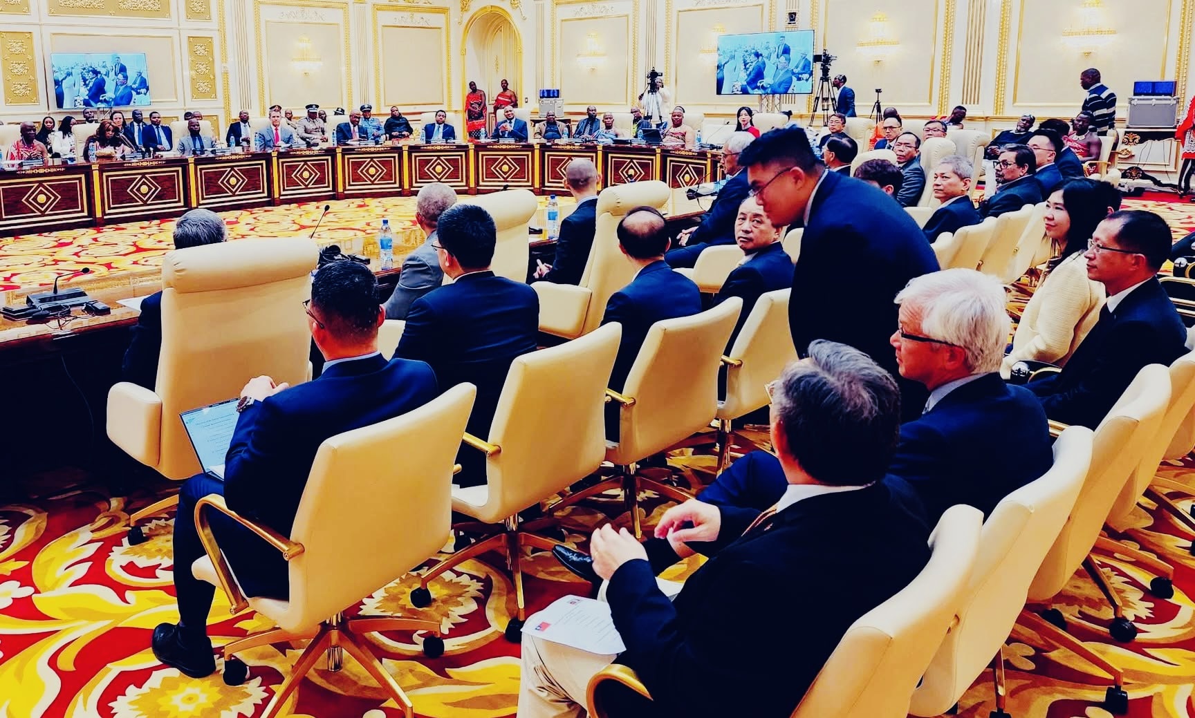 Taiwan investors scrambling for investment opportunities in eSwatini, meet King Mswati to discuss construction of multibillion Industrial Park.