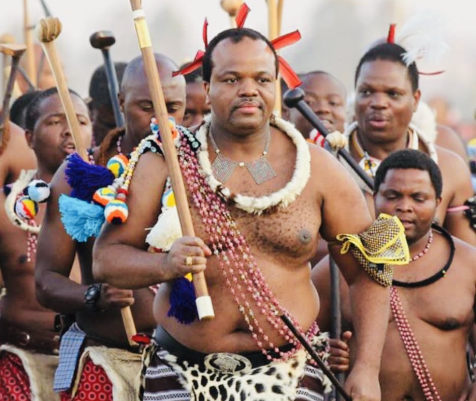 Mswati’s Spokesperson Percy Simelane not sure of King’s position on Chiefs’ request to be paid monthly salaries.