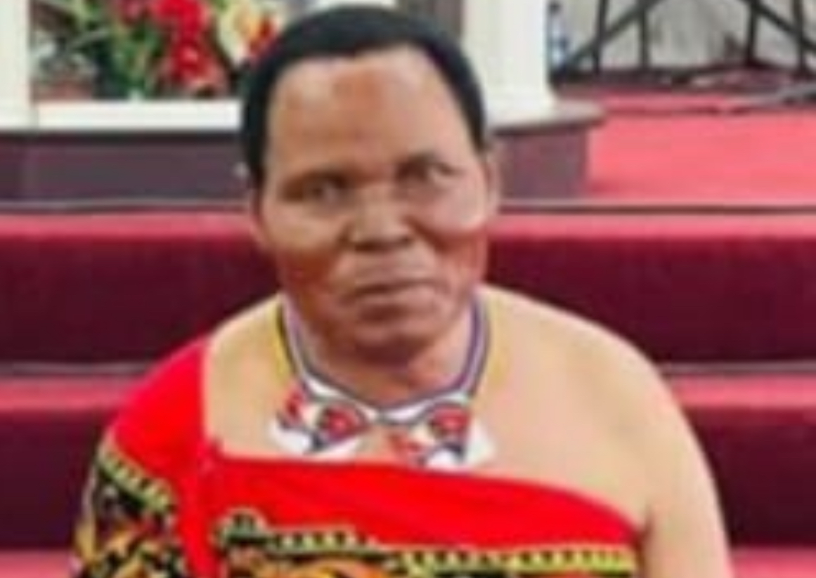 BREAKING NEWS:Regional Administrator Themba Masuku defies King’s order, unleashes police to arrest Mbangweni Chief Mandla Matsebula.