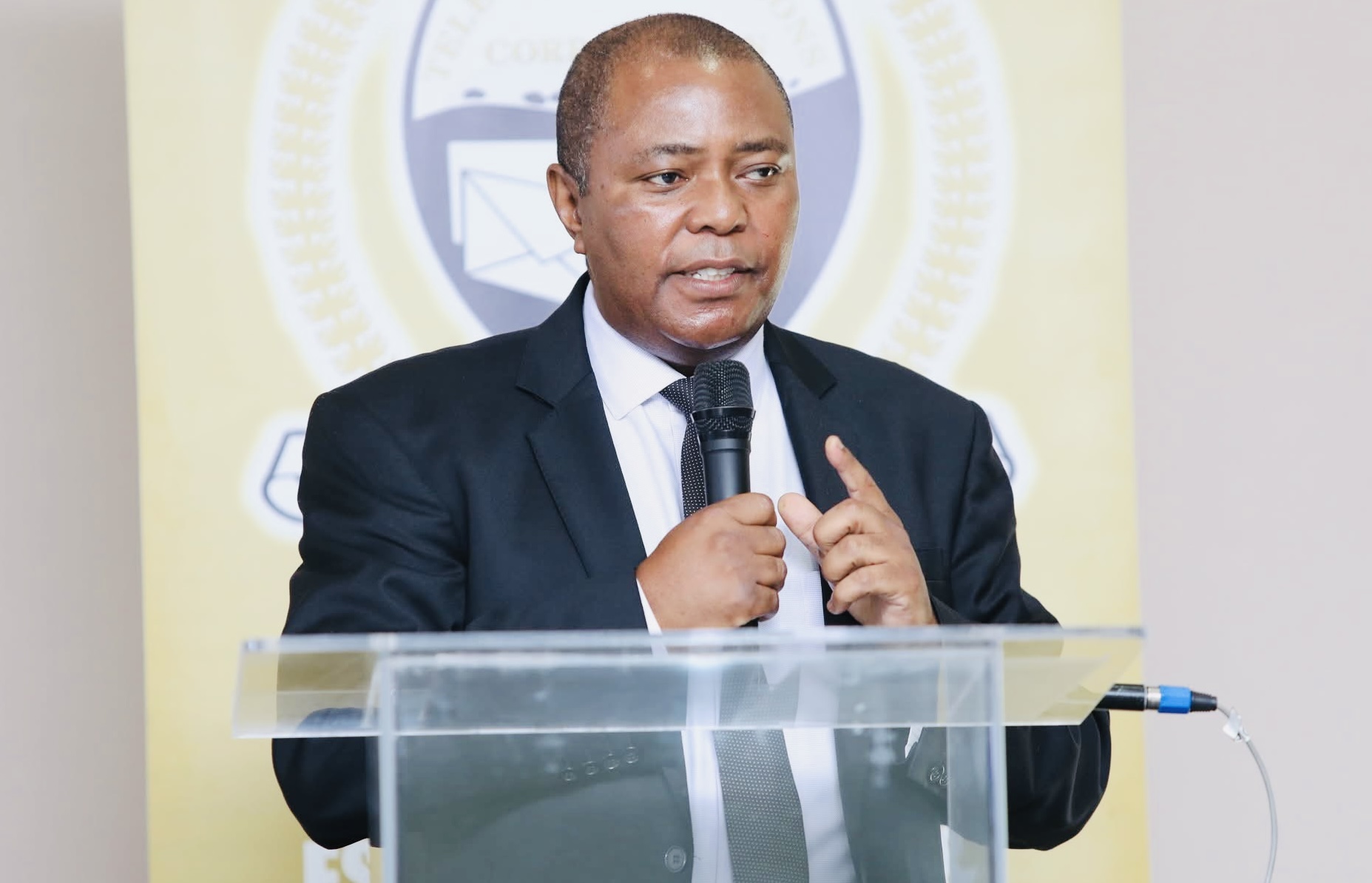 Eswatini Telecoms Managing Director Themba Khumalo reports Ngudzeni MP Charles Ndlovu to the police for alleged copper theft as State company loses over R300million, legislator says “I am not a thief”.