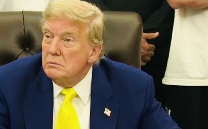 United States(US) signs an Executive Order changing  name of Department of Defense to “Department of War.