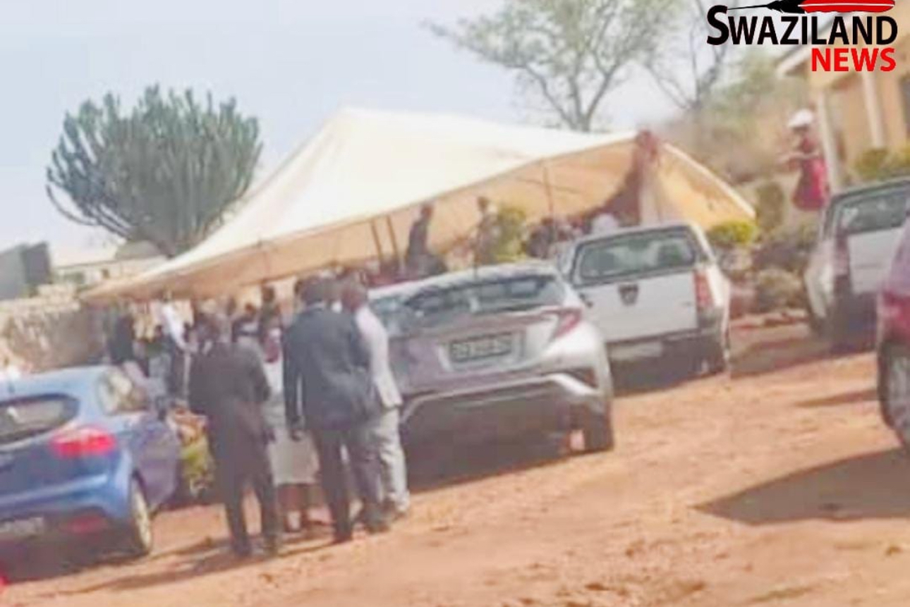 Wife secretly leaves husband businessman Mbongeni Ernest Simelane at home, marries Police College senior cop Lucky Tshepo Dlamini at Ngculwini in defiance of a court order.