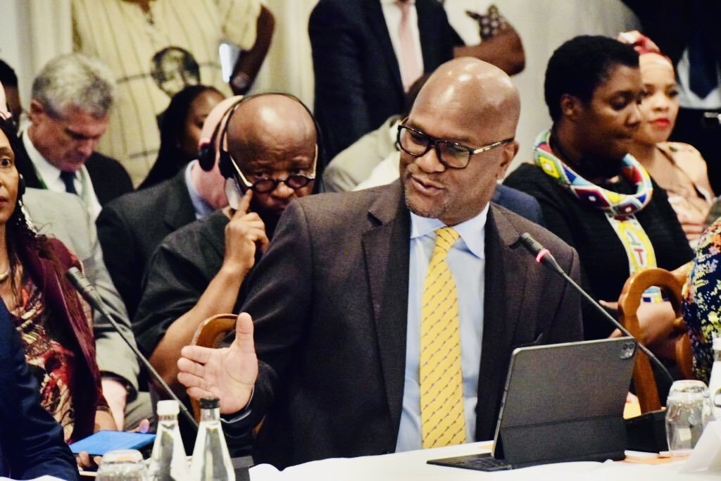 Ambassador Nathi Mthethwa dies before clearing allegations regarding his role in South African police capture as alleged by Lieutenant General Nhlanhla Mkhwanazi.