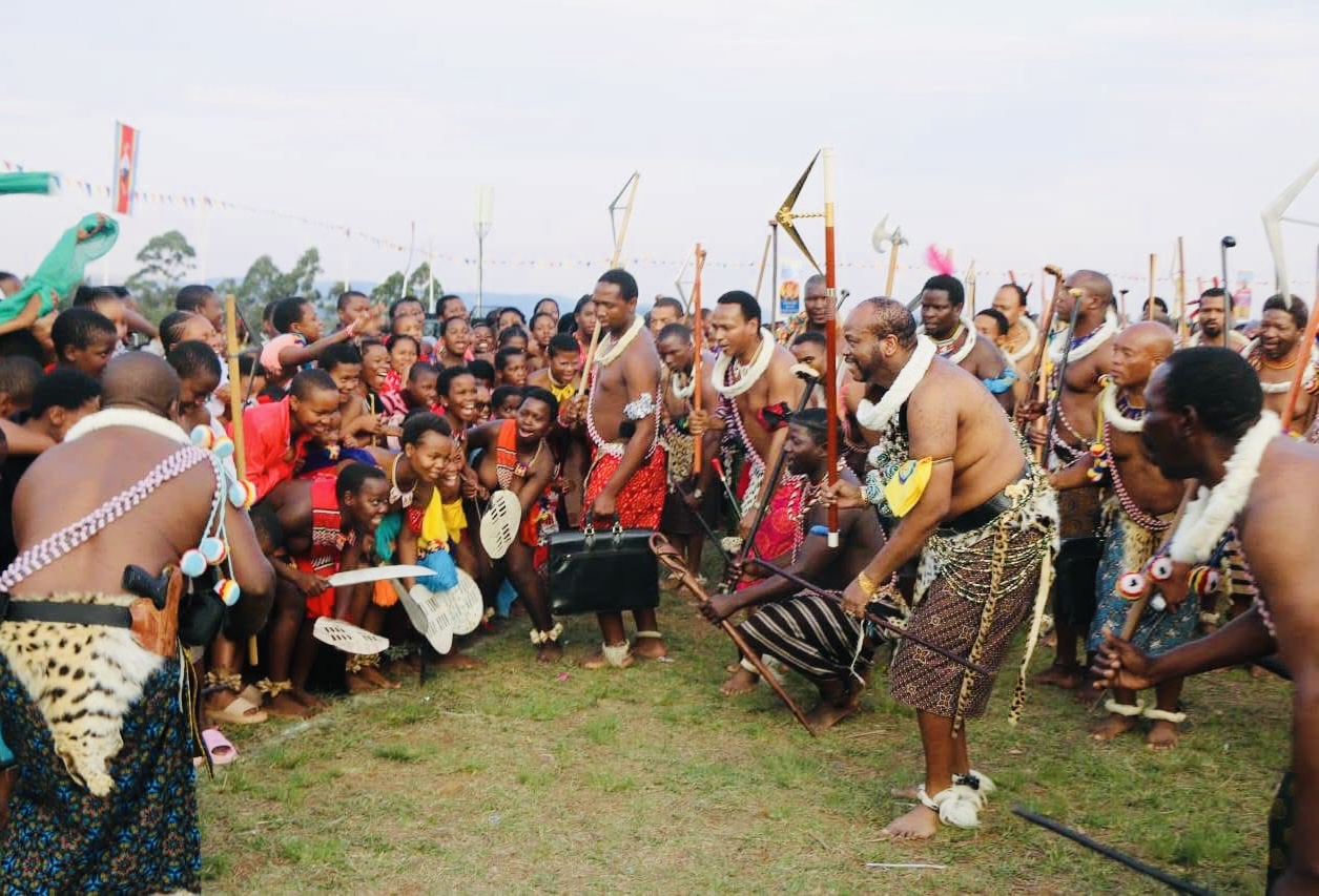  Imbali excited to see King Mswati doing “kudlalisela” during Shiselweni uMhlanga Reed Dance Ceremony.