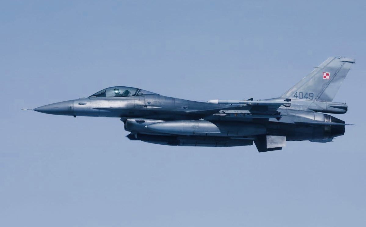 United Kingdom, US and other NATO countries flew 12-hour patrol on Russian border amid Ukraine war.