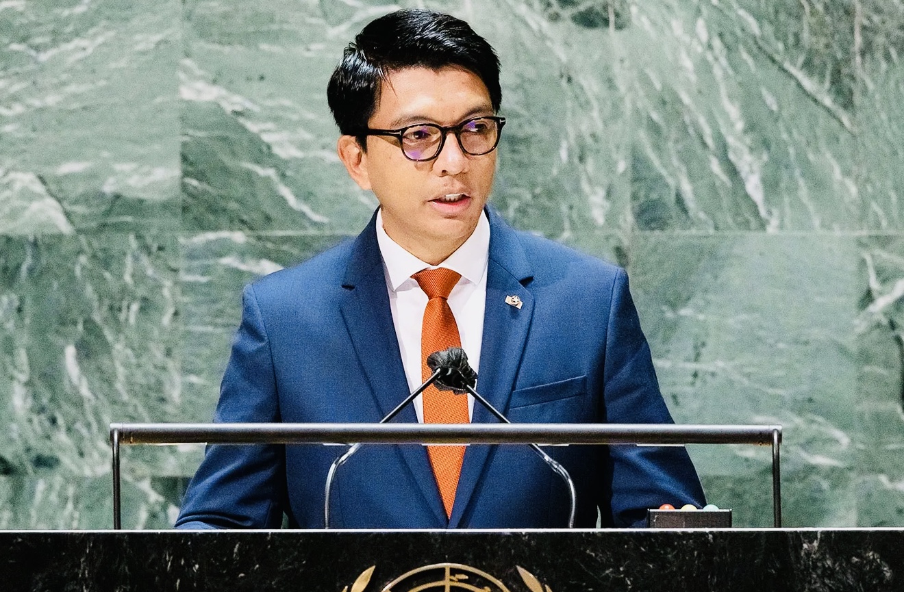 OPINION:Madagascar political instability and Ravalomanana’s proximity to the eSwatini Monarchy smells,King Mswati might be involved in ongoing attempts to oust President Andry Rajoelina.