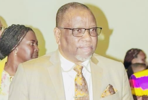 Pastors to buy new cars with “kweshumi” as Government approves salary review for civil servants, SNAT President Mbongwa Dlamini says offerings in church allowed but workers must put themselves and their families first amid financial struggles.