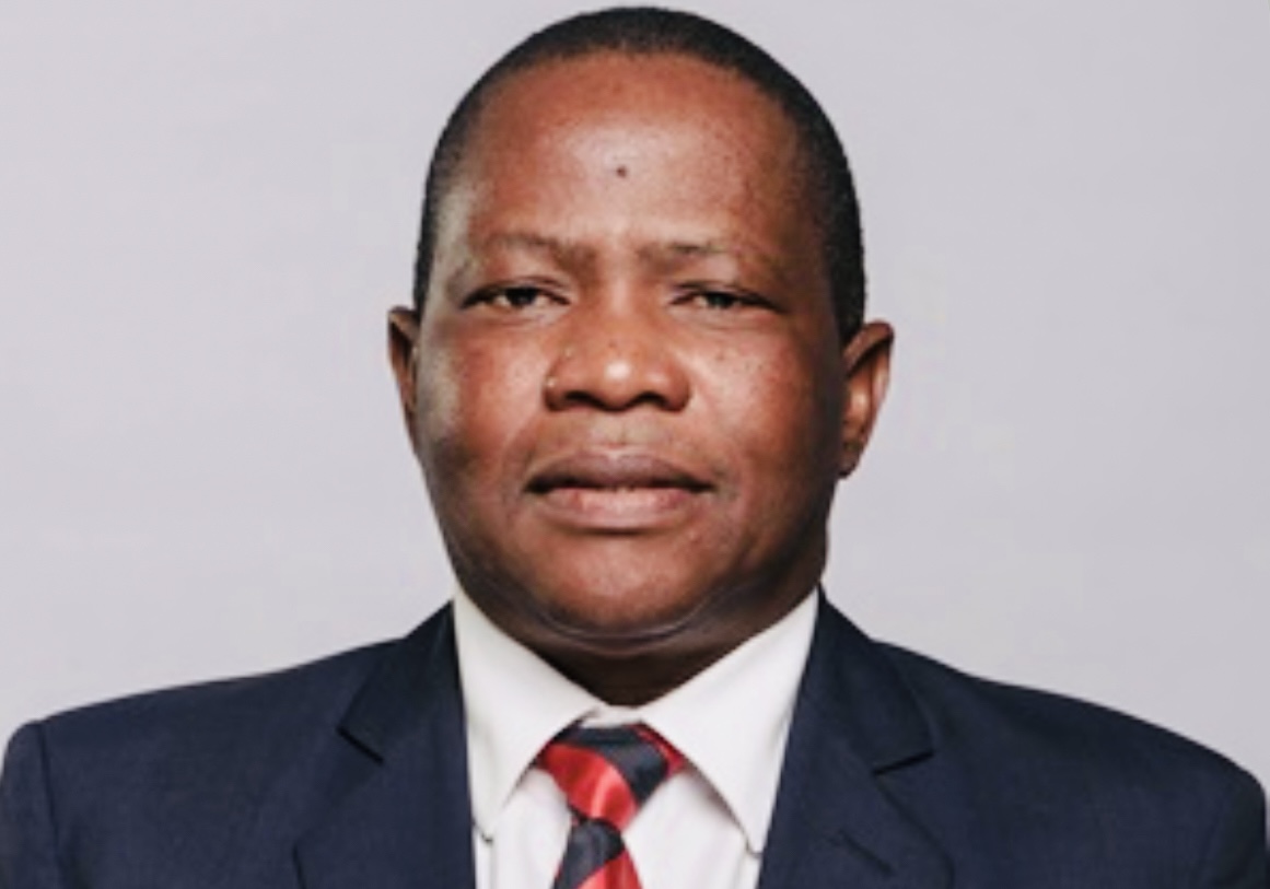 EXPOSED:Tibiyo TakaNgwane Manager in the MD’s Office John Mngomezulu allegedly conned royal family members over R10million in a ‘non-existing’ investment scheme. image