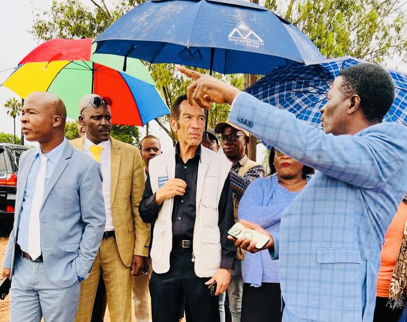 Former President Ian Khama tours flooded areas in Botswana, says MVA umbrella a gift for attending Ingwenyama Cup Finals.