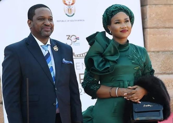 Zulu King MisuZulu cancels wedding with Nomzamo Myeni, withdraws security detail.