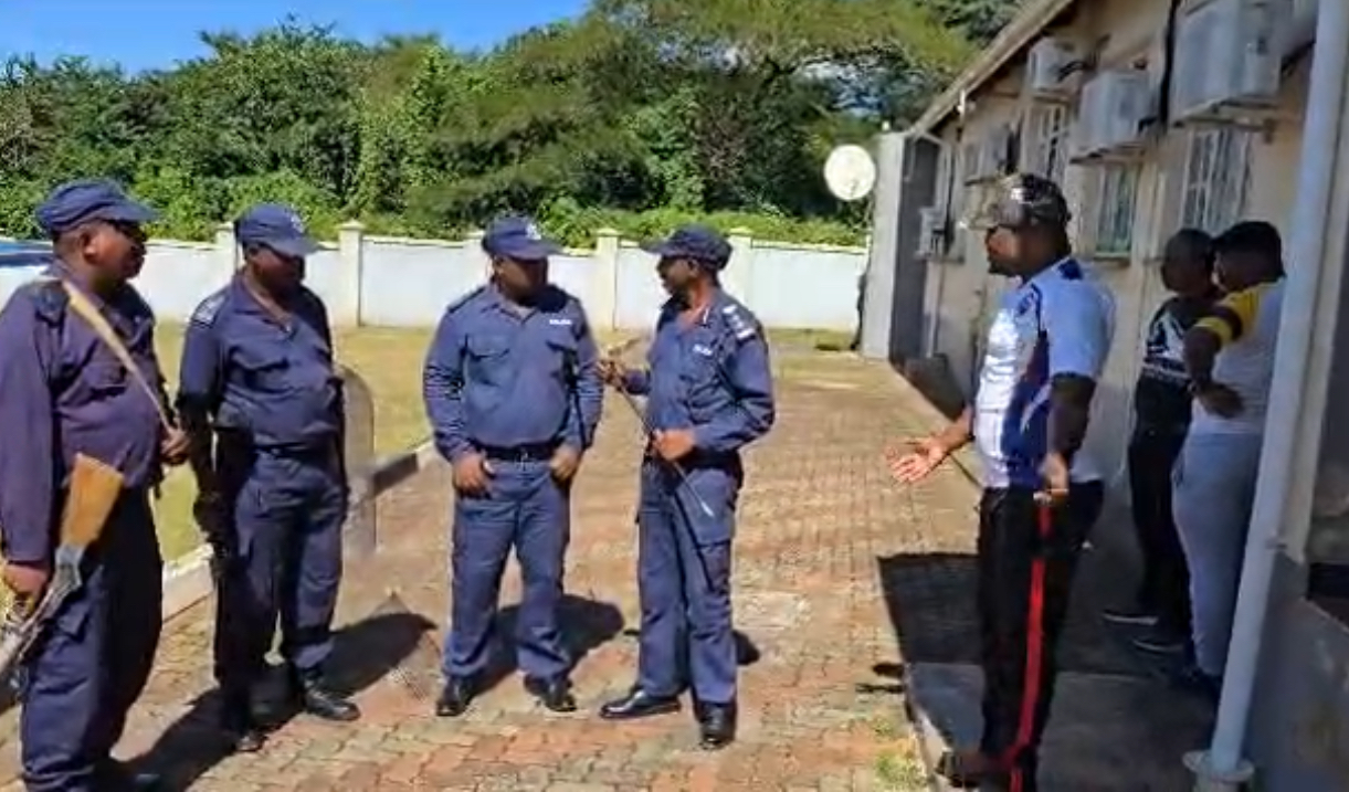 Superintendent Thabo Hlophe asked for a separate meeting to explain why SWALIMO meetings are always allowed at SNAT Centre while armed police officers are unleashed to stop PUDEMO.