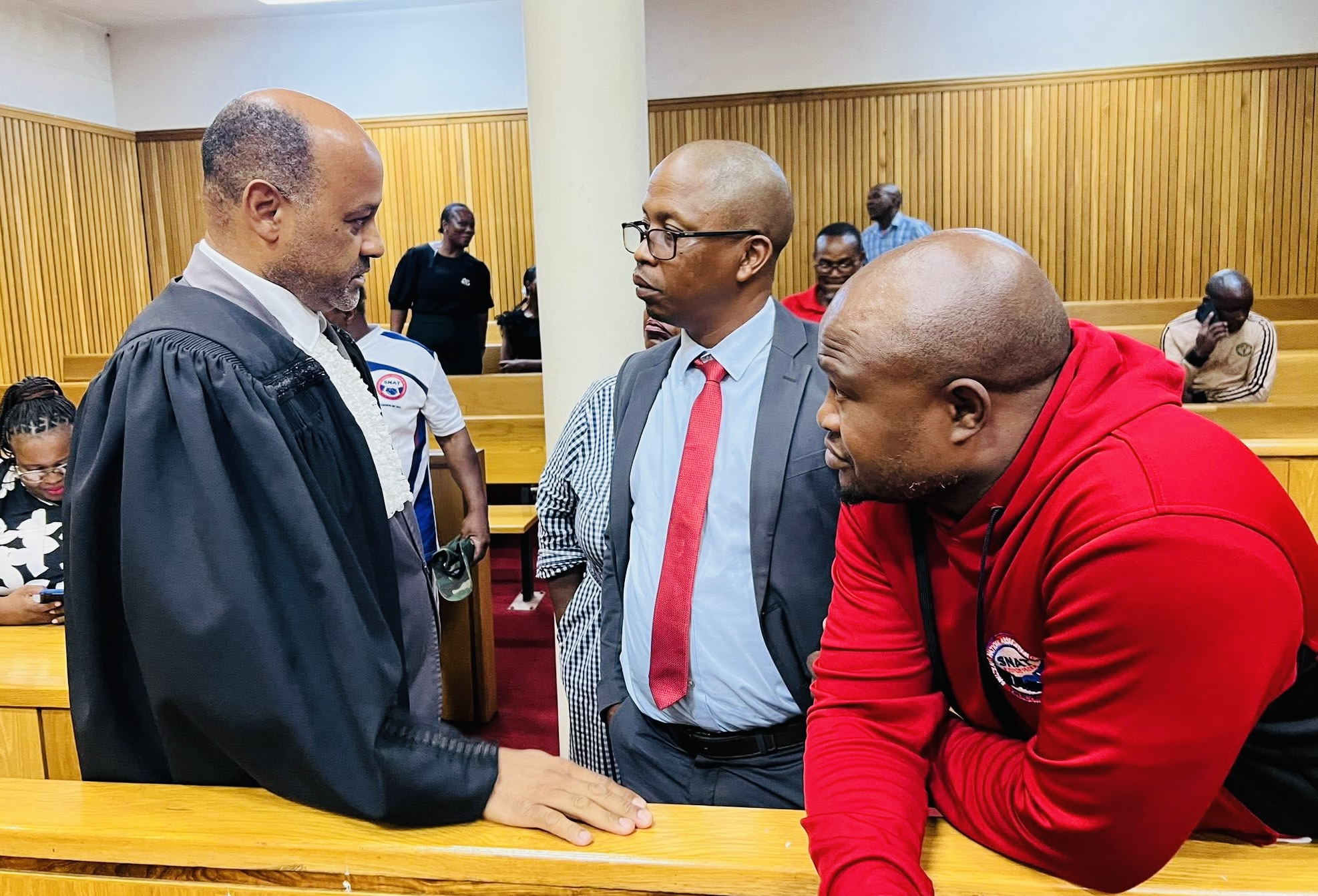REVEALED:Education Minister Owen Nxumalo wants SNAT President reinstated and paid his over R500,000.00 outstanding salaries as per court order, Prime Minister says NO.