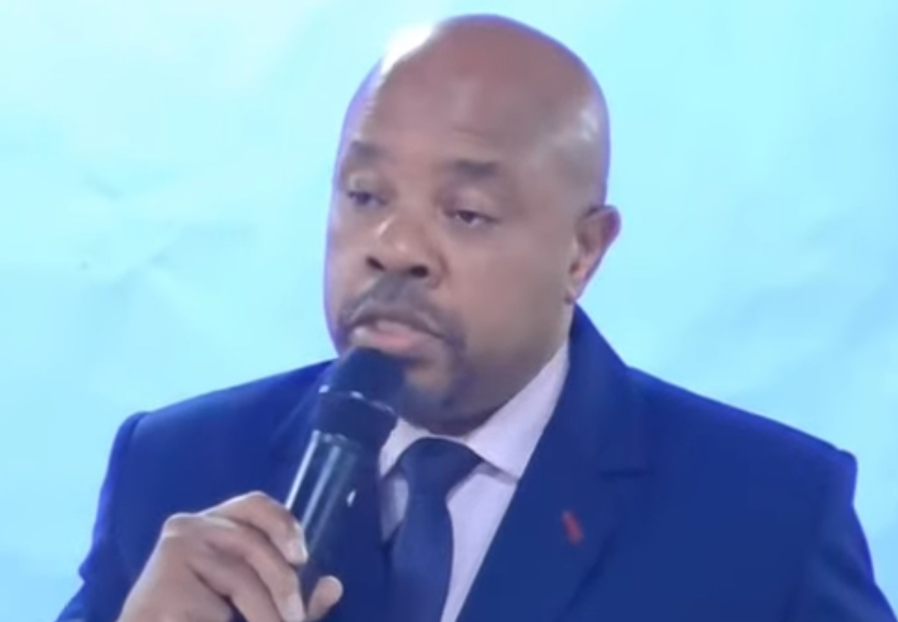 EXPOSED:How Health Minister Mduduzi Matsebula traveled to India for secret alleged bribery meeting with multibillion drugs shortage thief, now blaming CMS despite investigation reports implicating Kareem Ashraff.