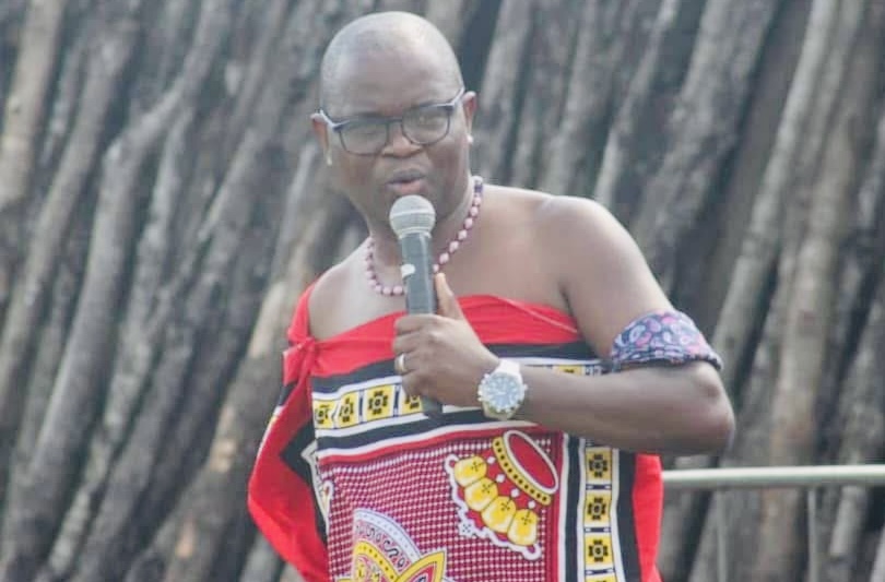 Tinkhundla regime collapsing civil society organizations by blocking international funding, Hhukwini MP Alec Lushaba landed in trouble after questioning editor’s donors.