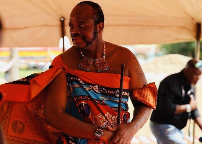 OPINION:Royal family members must work to earn a living not to steal public resources, Information Minister Savannah Maziya under attack from individuals who feel entitled to engage in corruption with impunity.